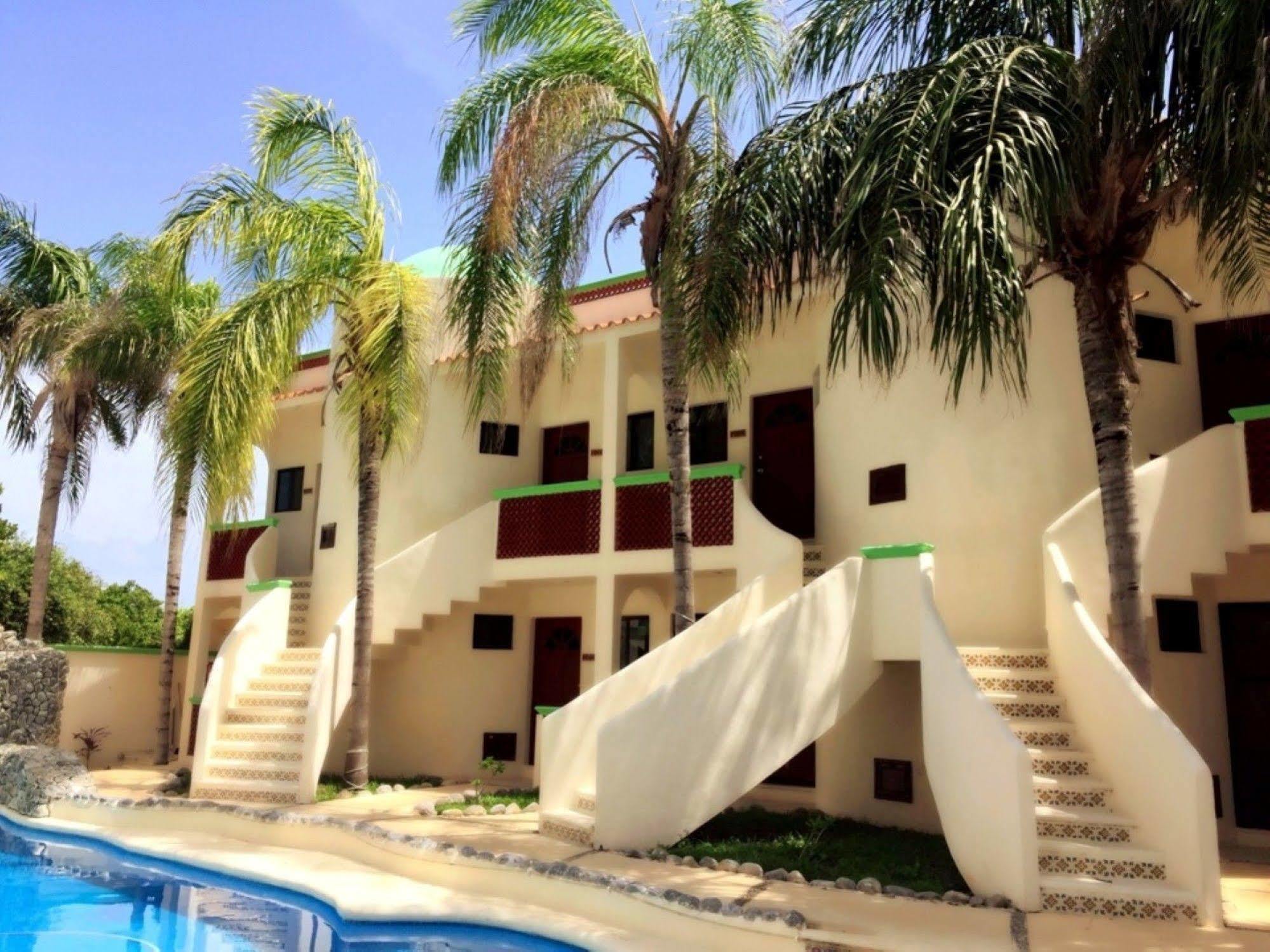 Villas Coco Resort - All Suites (Adults Only) Isla Mujeres Zewnętrze zdjęcie
