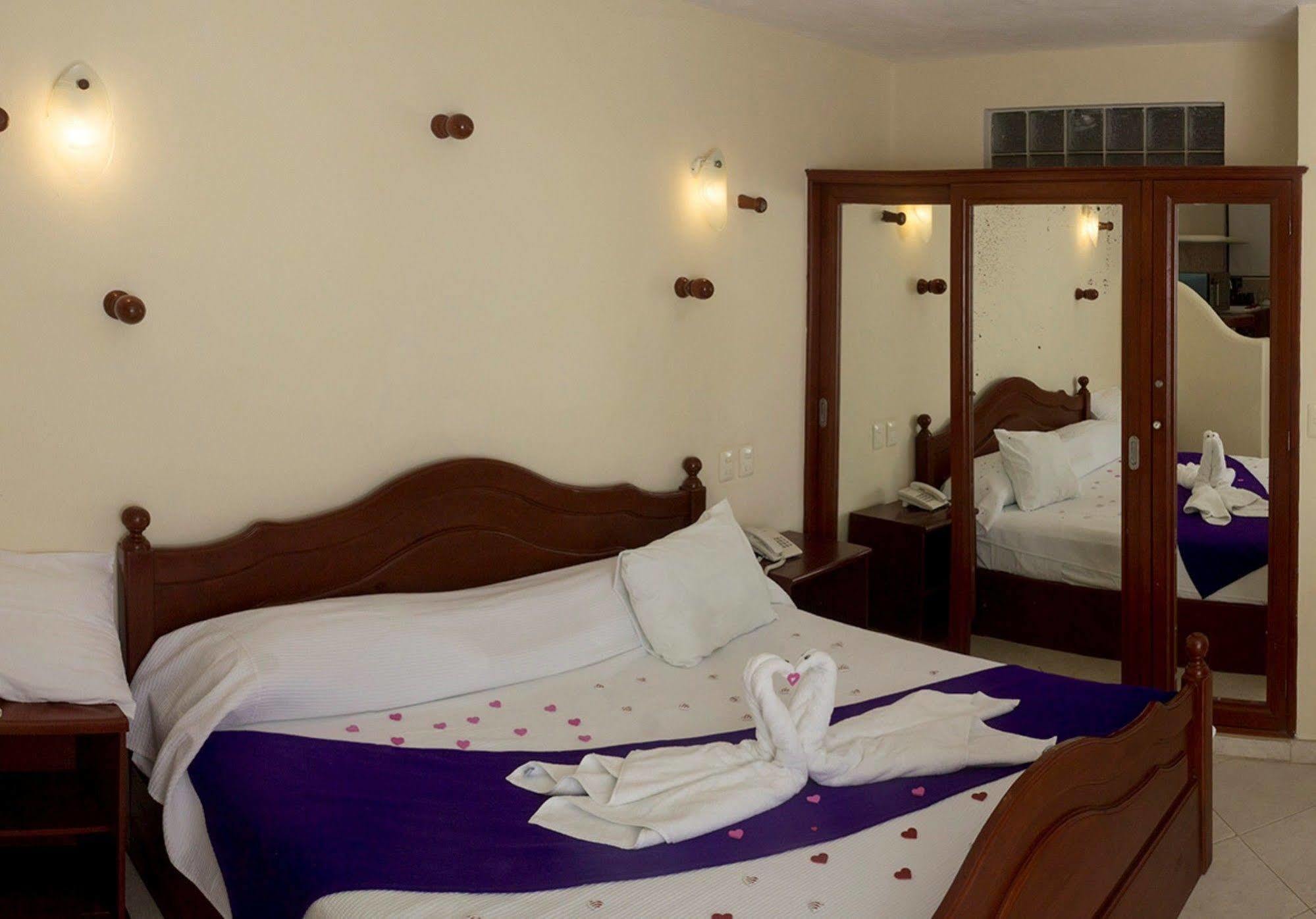Villas Coco Resort - All Suites (Adults Only) Isla Mujeres Zewnętrze zdjęcie